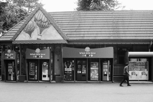 Snacks Area in Alton TowersIlford HP5 Plus